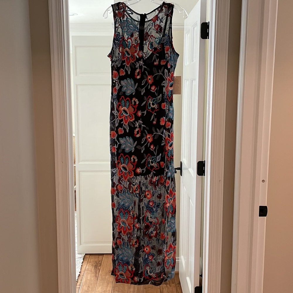 NWT Embroidered floral mesh maxi dress